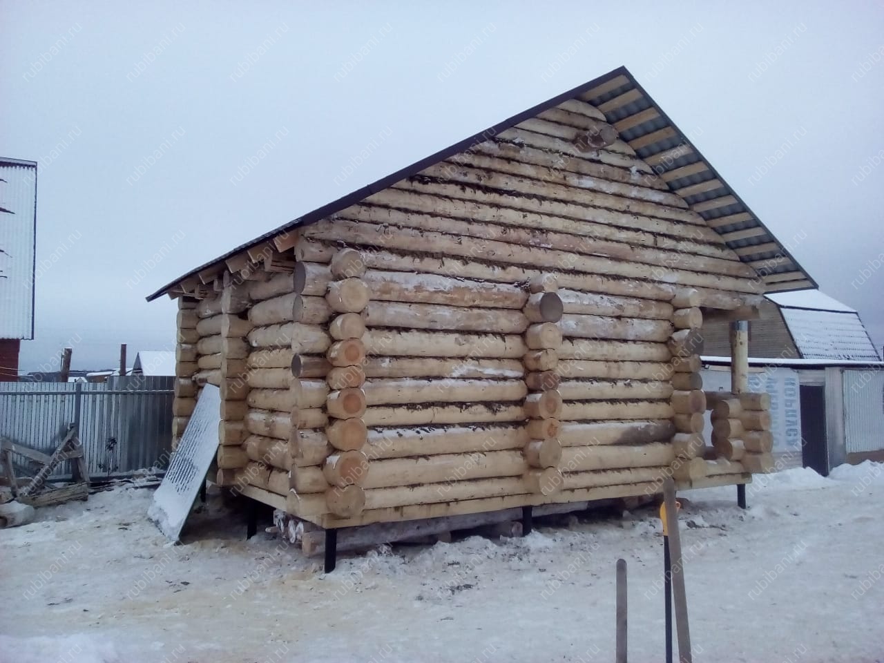 Баня под усадку, сруб в чашу — фото 18 Баня под усадку, сруб в чашу — фото 18